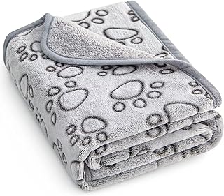 Waterproof blanket for dog.